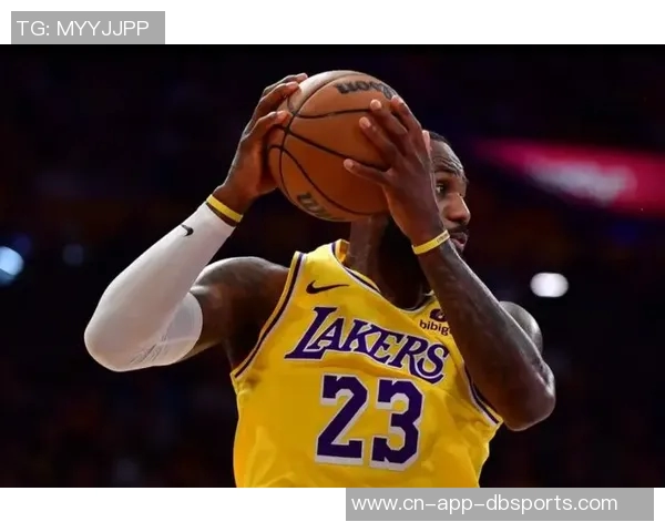 阿贾面对镜头自信宣言三冠荣耀老詹也来助阵